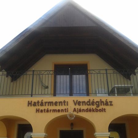 Zsira Hatarmenti Vendeghaz מראה חיצוני תמונה
