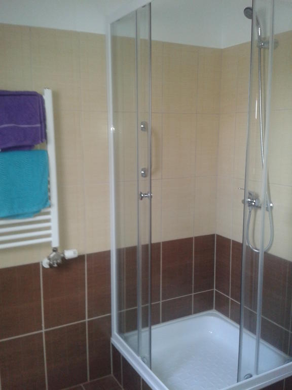 Zsira Hatarmenti Vendeghaz חדר תמונה